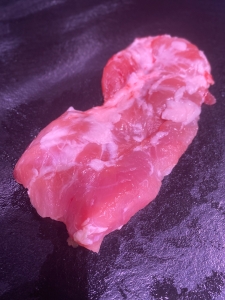 Kachelfleisch vom Schwein (Farbe: Kachelfleisch vom Schwein 300gr ca.3-4 Stk.)