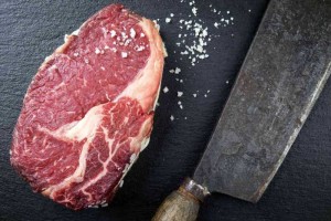 Rib-Eye-Steak  - dry aged Beef (Rib-Eye-Steak vom Hohenlohener Weiderind: 1 Stück  ca. 300 g)