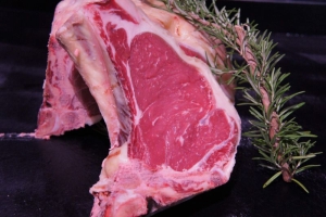 Rinderkotelett vom Hohenlohener Weiderind (Rinderkotelette vom Hohenlohener Weiderind - Rindfleisch der Spitzenklasse: ca.500 g)